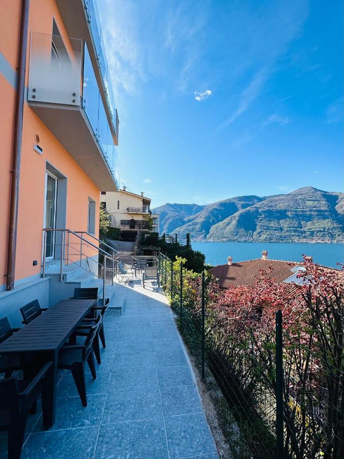 Appartamento Sosta Sul Lago Lezzeno Exterior photo